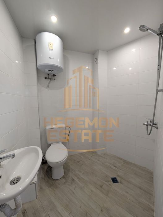 Продава се Едностаен апартамент в Варна, м-т Траката - 40 кв.м за 2100 €/кв.м - Снимка #4