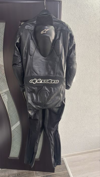 Кожен екип Alpinestars
