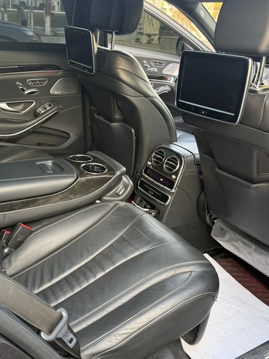 Mercedes Benz W222 S550