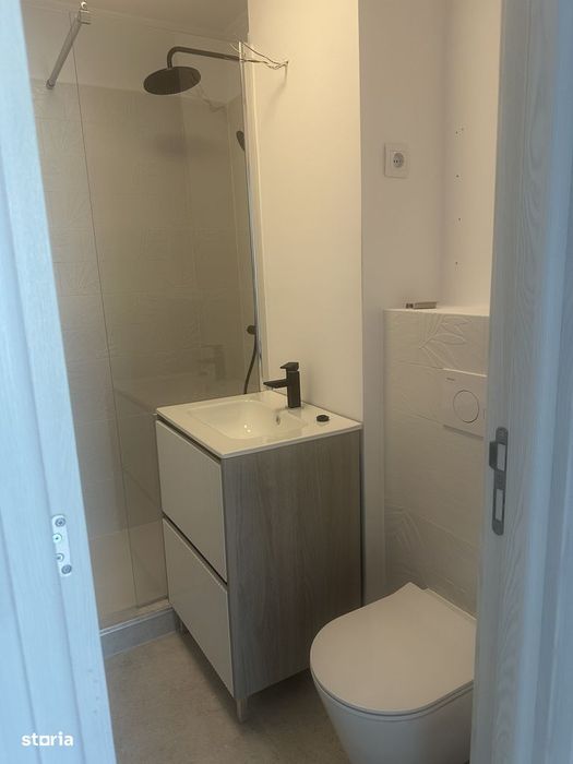 Câmpina - ap. 2 cam renovat/mobilat modern - 350 Euro/Luna