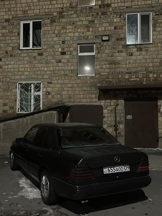 Мерседес 124 2.6 автомат