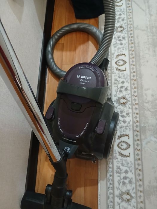 Продам пылесос  Bosch