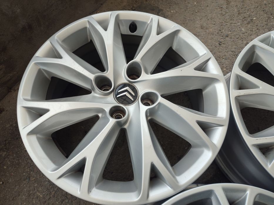 17" оригинални алуминиеви джанти за Citroen/Peugeot.