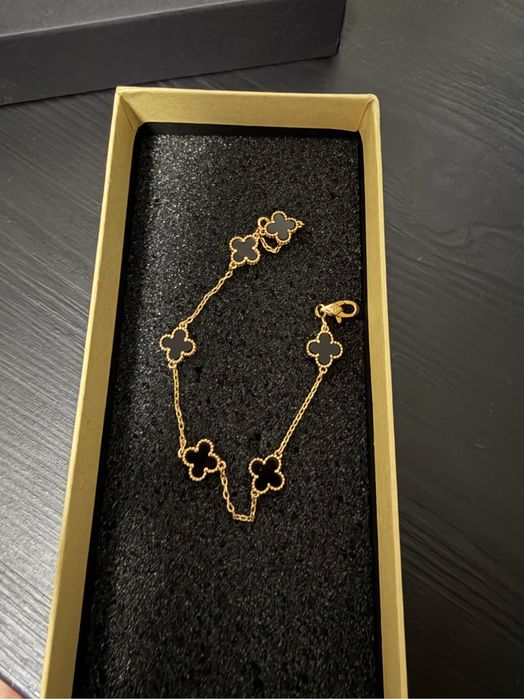 Van Cleef Гривна Розово злато
