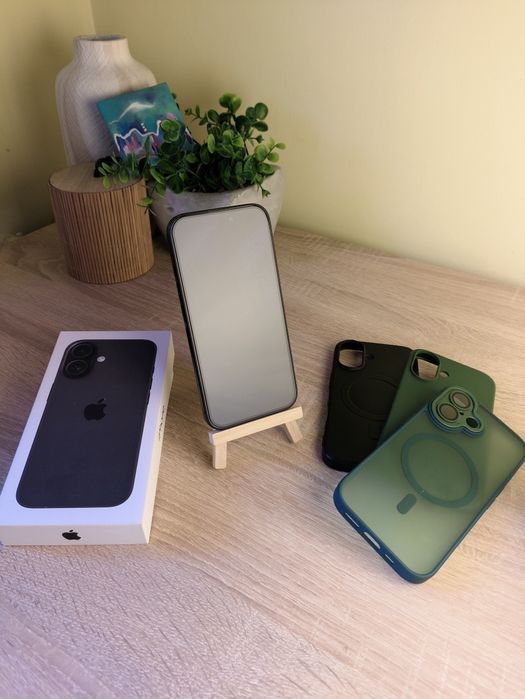 Iphone 16 128gb 90% bat., Black, Full box + 3 huse