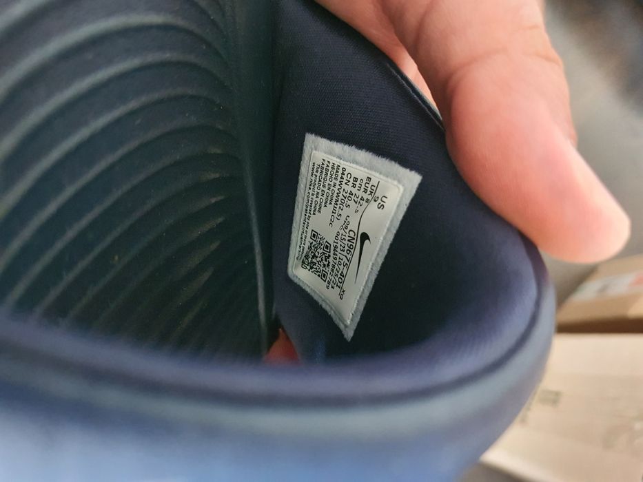 Papuci Nike Victori One