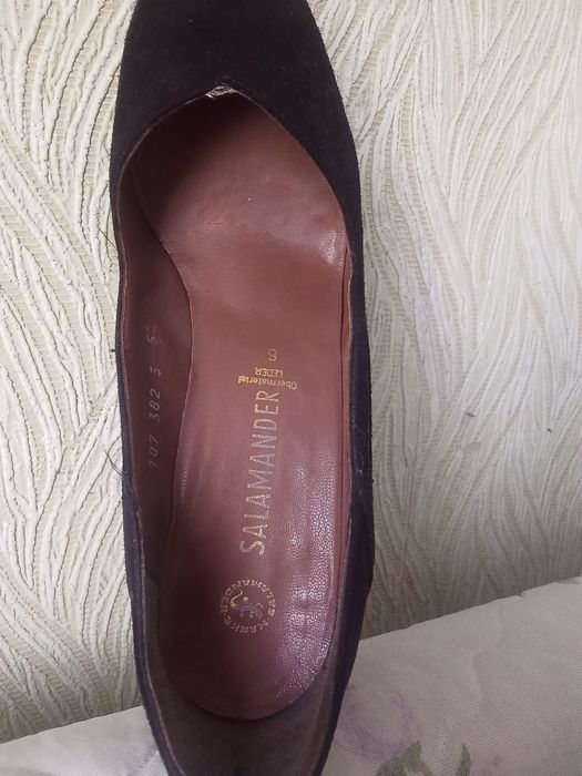Продам туфли модельные "саламандр"
