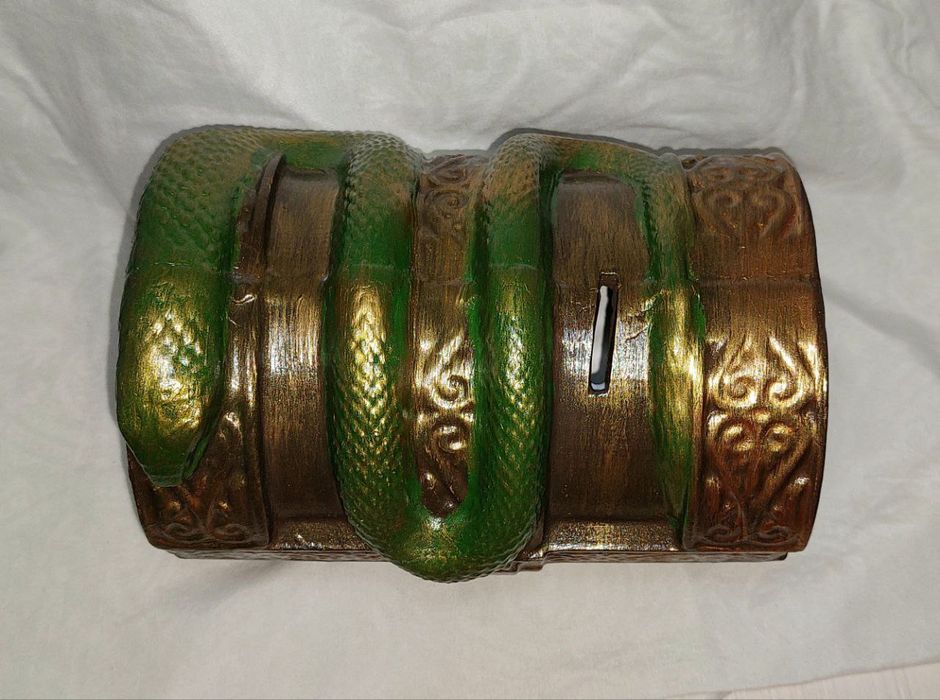 Сундук копилка из гипса