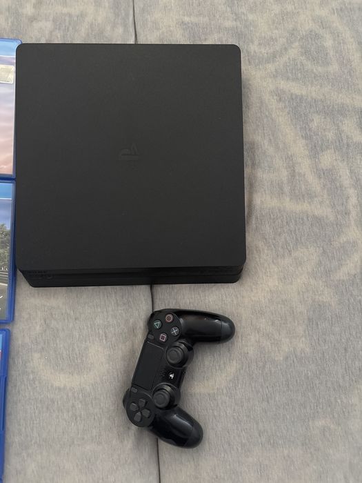 Playstation 4 cu jucārii