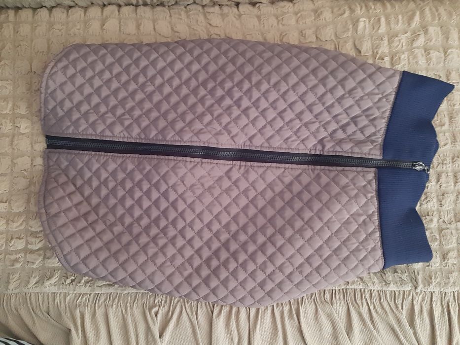 Продам куртку для собаки