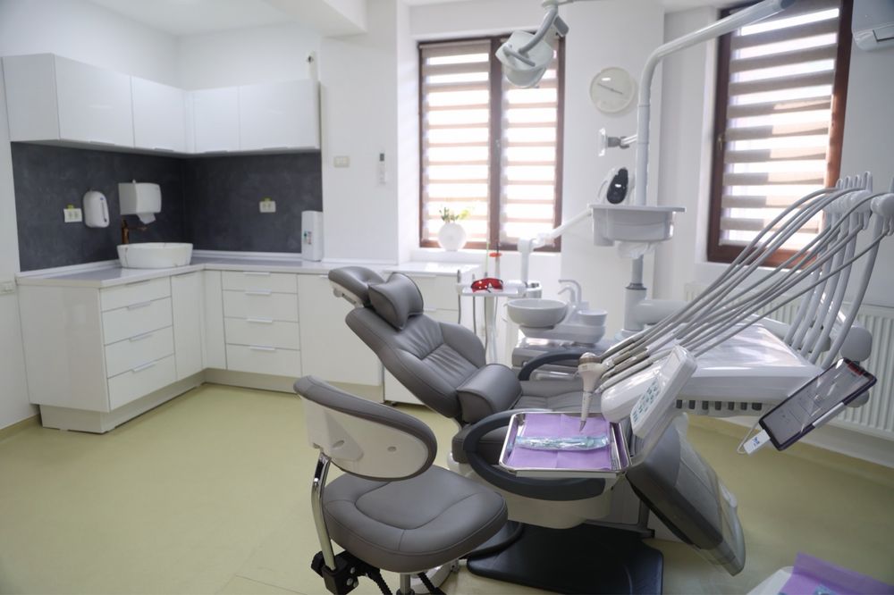 Afacere la cheie Clinica de Stomatologie