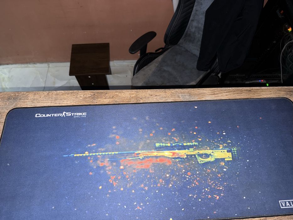 продаю коврики б/у и нове