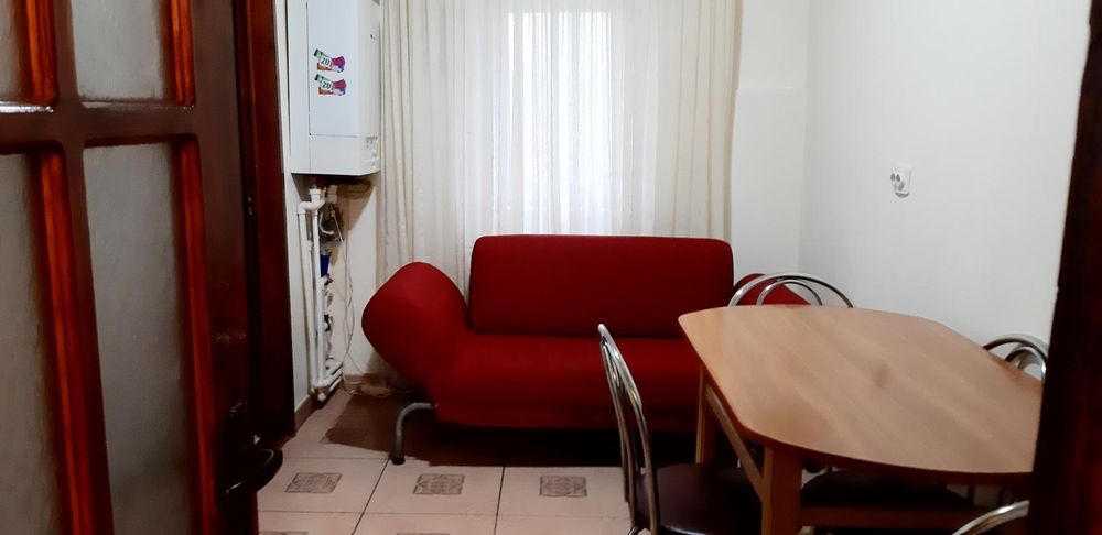 Închiriez apartament 2 camere 54 mp