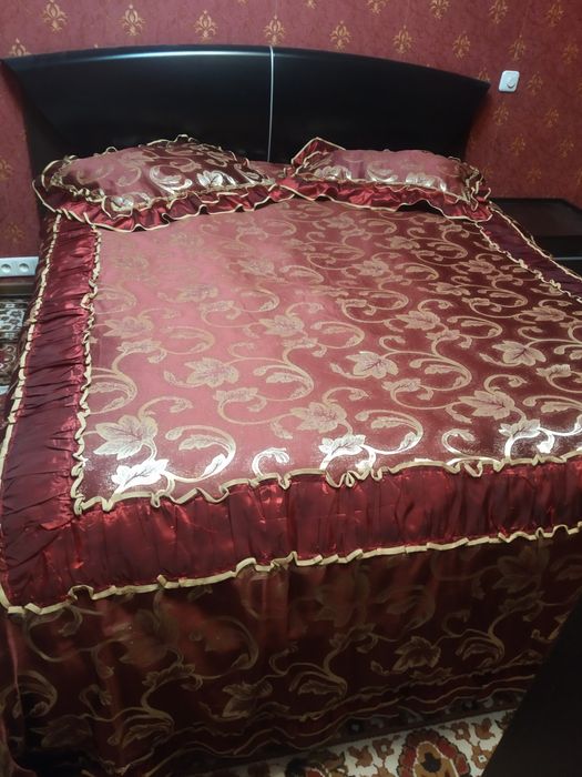 Покрывало + 2 наволочки