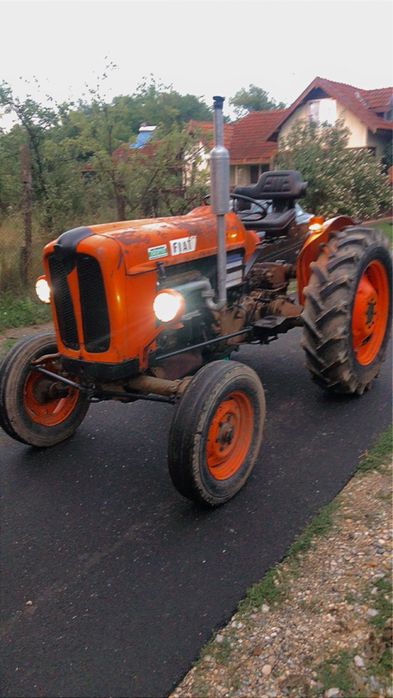 Vand Tractor Fiat 411