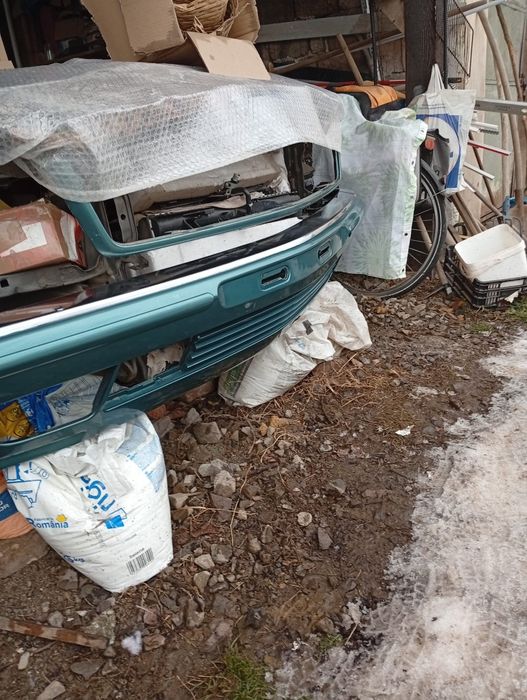 Vând piese Mercedes w126. 500 SEC