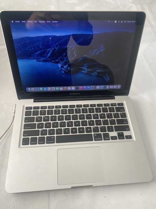 Macbook pro 13 хорошем состоянии