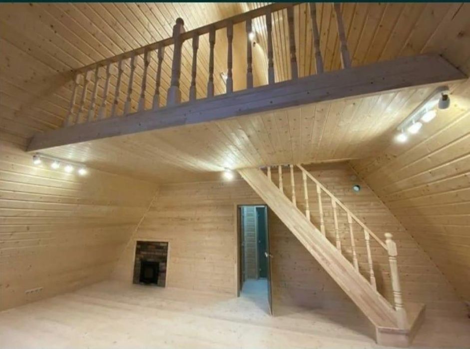 Executam cabane tip A-Frame (Acceptam variante auto)