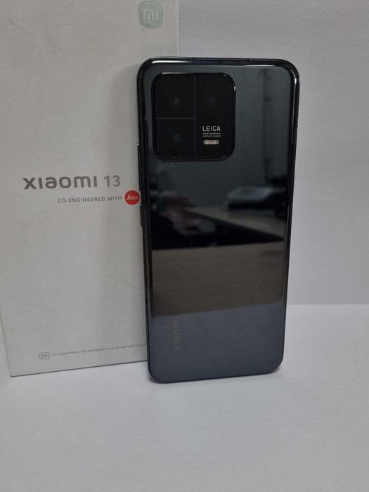 Xiaomi 13    256 Gb (950528)