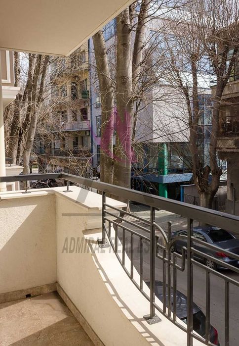 Дава се под наем Тристаен апартамент в Варна, Гръцка махала - 76 кв.м за 900 € - Снимка #8