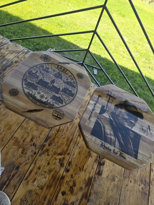 Masute de cafea pe comanda din fag si rasina epoxidica   55 x 50 cm