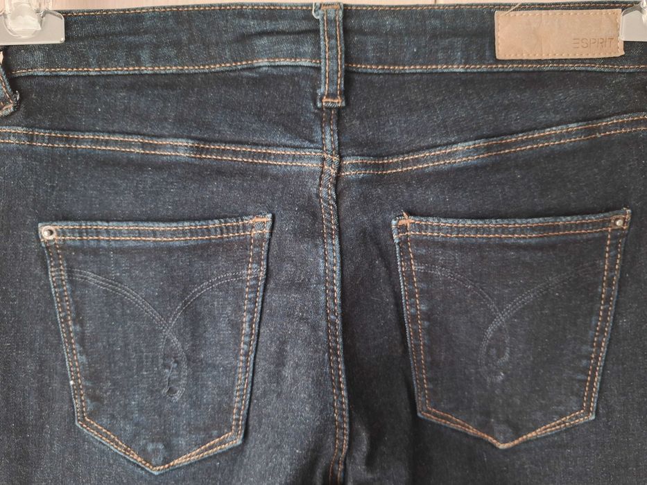 Тъмно сини дънки Esprit