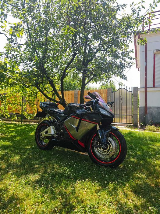 Honda CBR600RR 2005