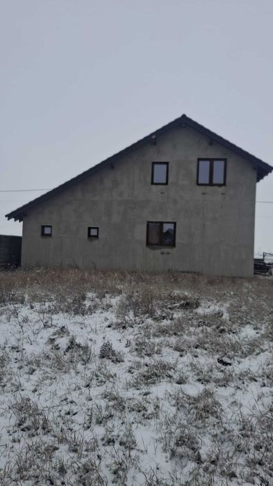 Casă de vânzare, proprietate privată