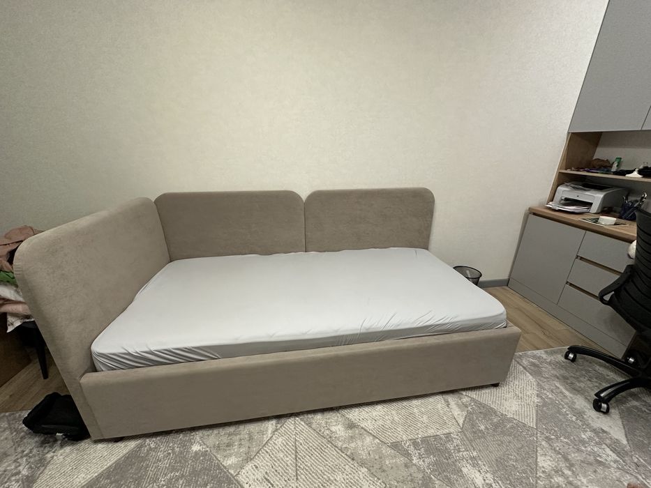 Продам кровать….