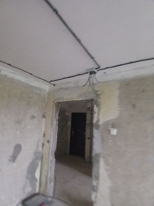 Авангард  2мкр  3 бөлме не угловая