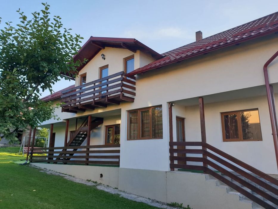 Casă / cabană 180 mp în Beliș, 910 mp teren