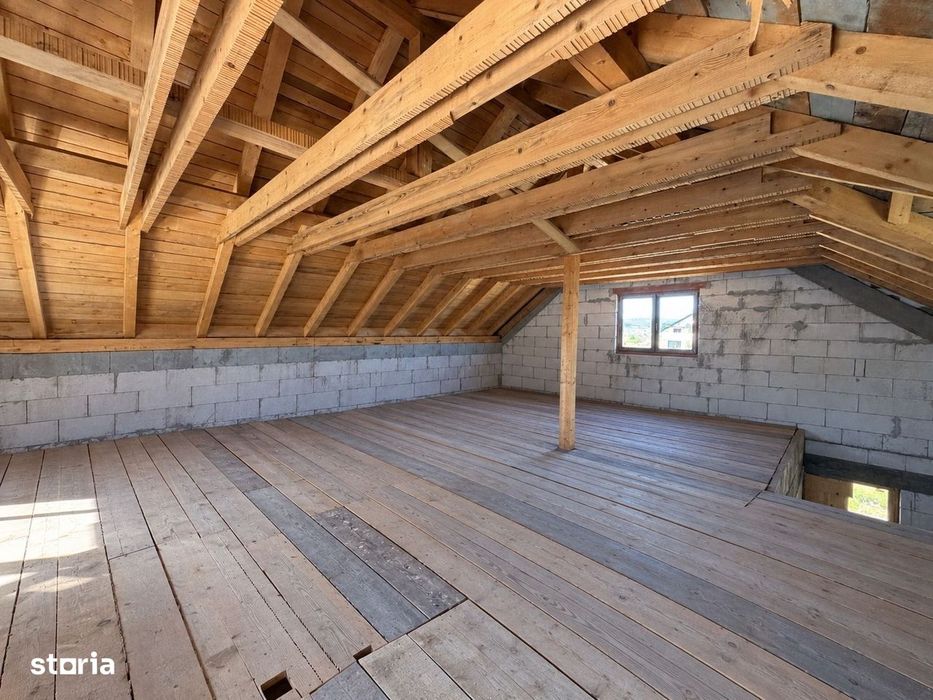Oportunitate de investitie: Casa individuala - 4 camere, teren 300 mp