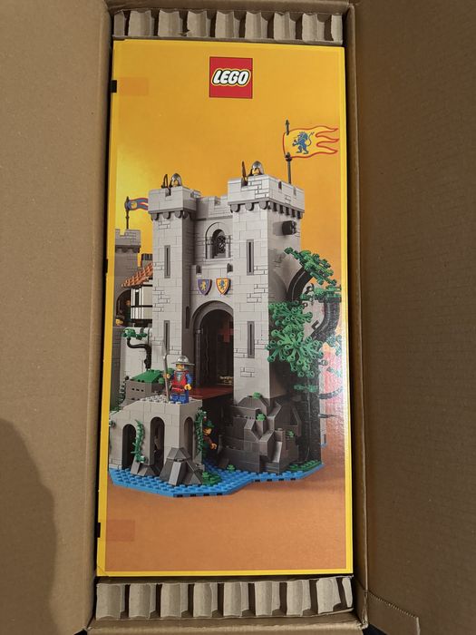 Lego ICONS Lion Knights Castle 10305 [Original] [Sigilat]