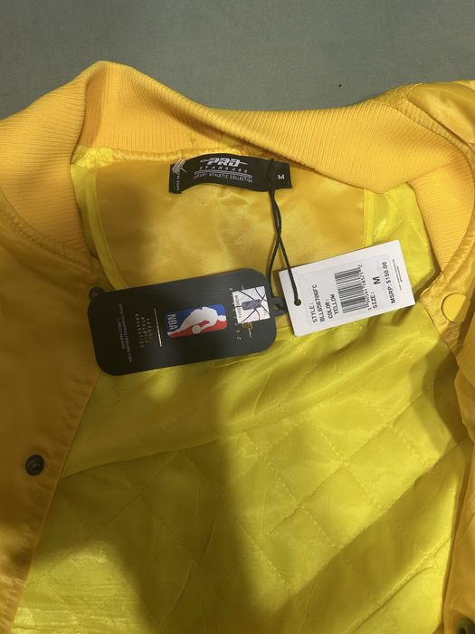 Продам оригинал куртку