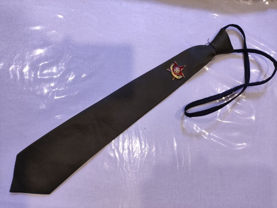 Военный рубашка.