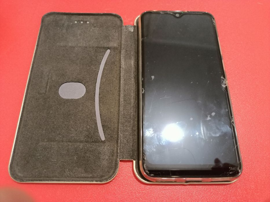 Смартфон Huawei y6 2019