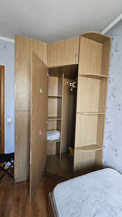 Продается шкаф. ЛДСП