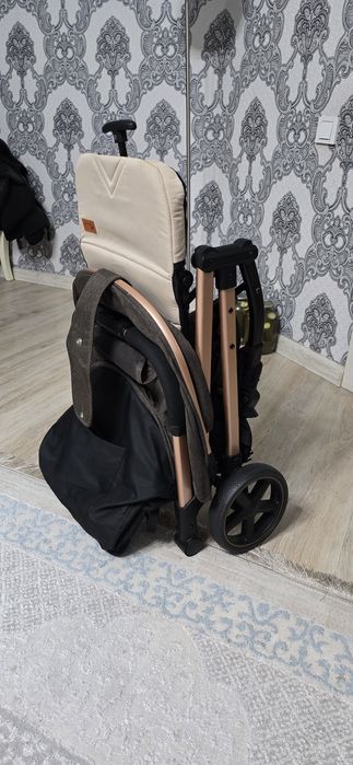 Детский коляска.