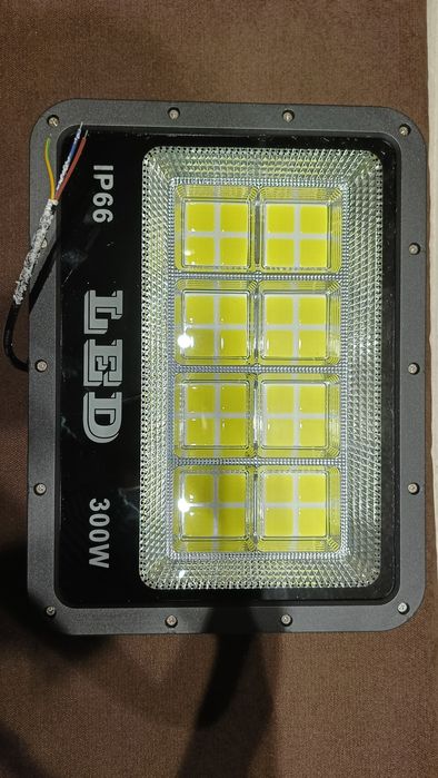 Продам прожектор!