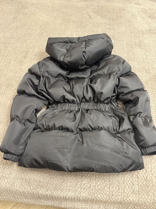 Продам пуховик classna