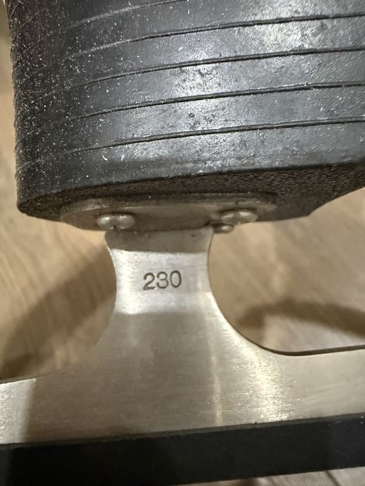 Продам коньки. Размер 35-36.