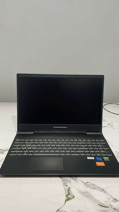 Комплект ноутбук сатылады