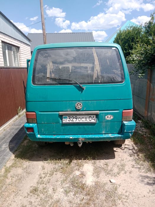продам Volkswagen Caravelle