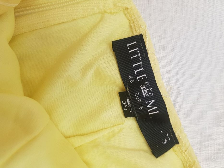 Продам платье гипюр