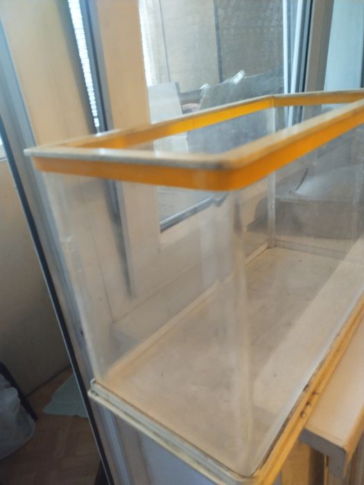 Продам аквариум 45*30*20