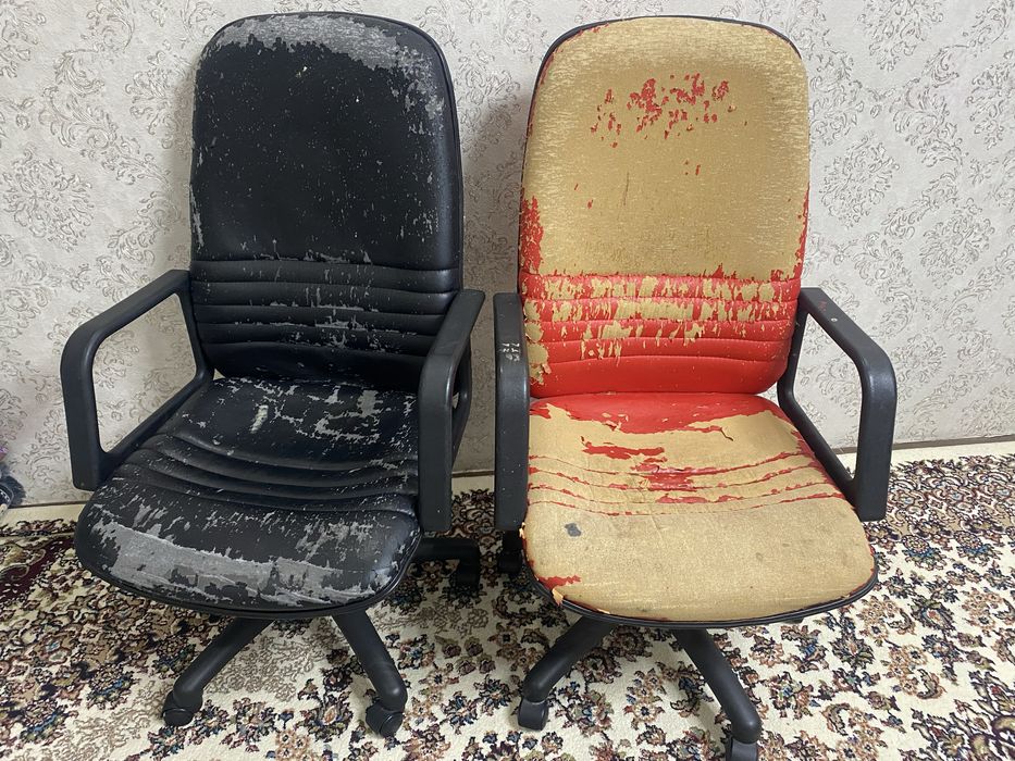 продаю кресла Б/У