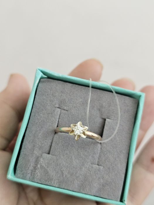 Срочно. Золото продам.