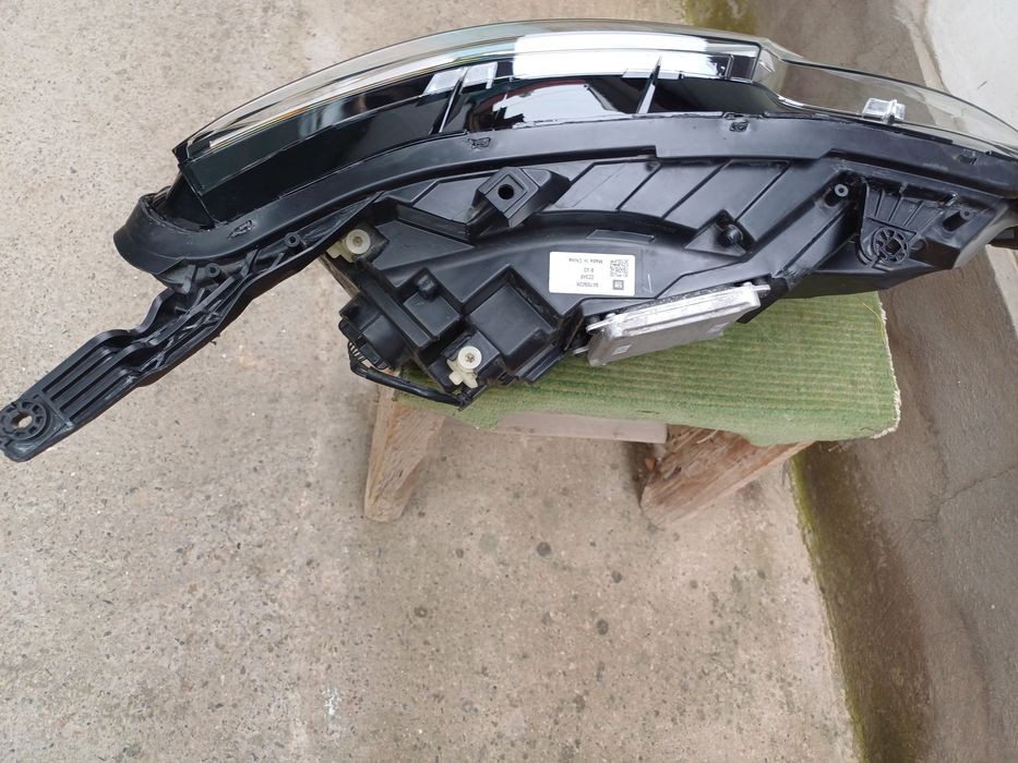 Малибу 2 премер фара чап томони