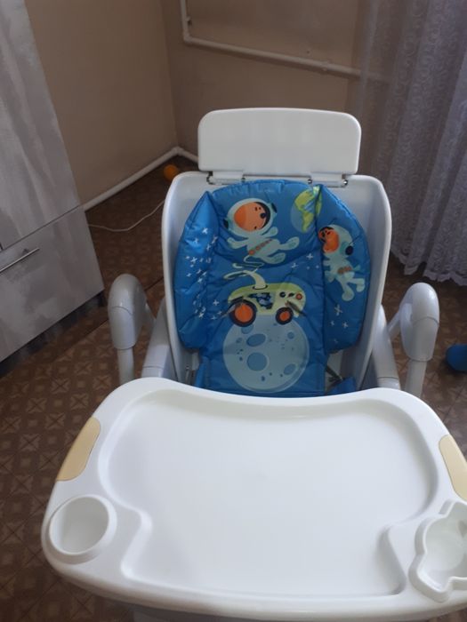 Продам стульчик детский