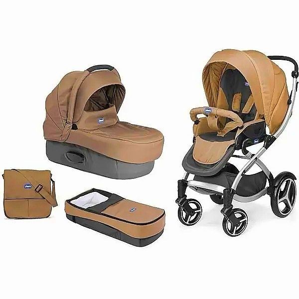 Бебешка количка Chicco пълен комплект,с гуми които не се пукат.
